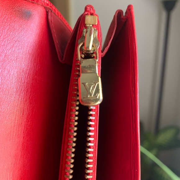 Louis Vuitton red Epi leather wallet - Picture 8 of 16